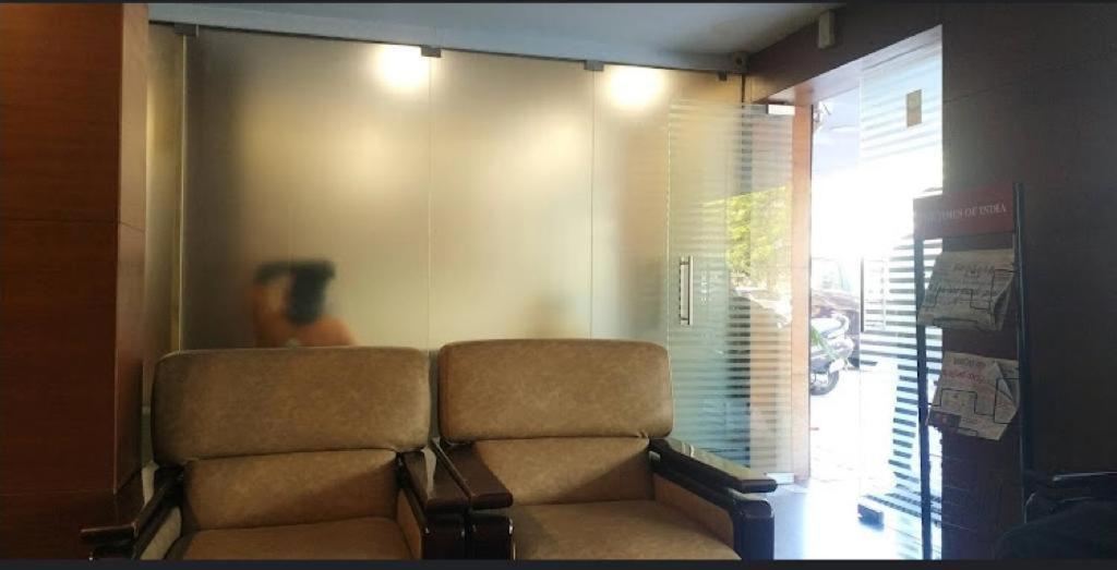 Ample Yard Hotel Chennai Ngoại thất bức ảnh